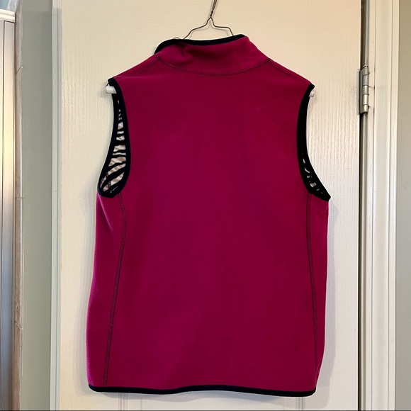 Reversible fleece vest - Picture 3 of 6